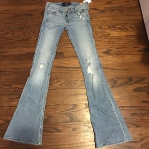 SUPER CUTE FLARE JEANS